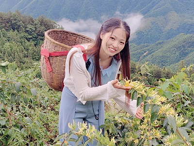 046 荷花仙子：创作短视频，讲好隆回故事.jpg