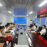 湖南省直工委委员、省直工会主席黎池率队到五矿二十三冶项目开展“送清凉”慰问