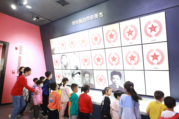 欢乐六一 童心向党 | 县公安局开展“庆六一 迎端午”亲子活动
