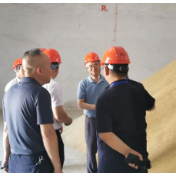湖南省粮食和物资储备局副局长刘初荣深入地市督导调研早稻收购工作