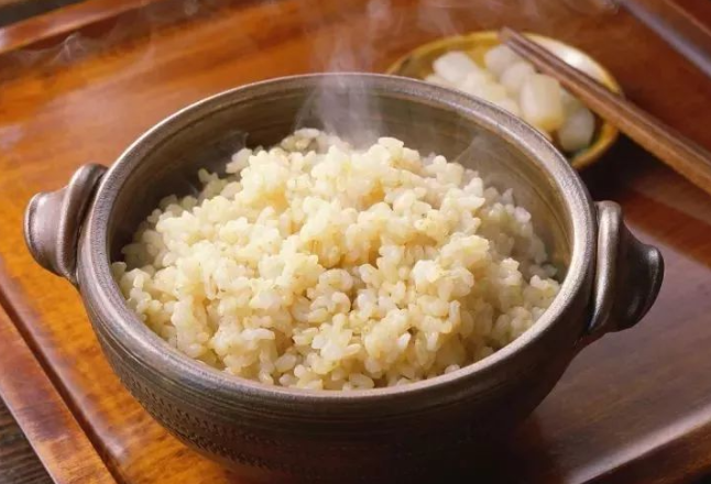 反对浪费，从一粥一饭做起