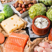 保障粮食和重要农产品稳定安全供给