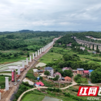邵永高铁永州段桥梁线下主体完工