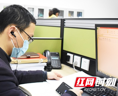 “云课堂”吸睛 工位上提升技能