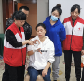 湖南省红十字会连续开办四期应急救护师资培训班