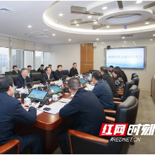 谭勇调研新区财政金融局
