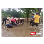  长沙县黄兴镇沿江山村干群清淤忙