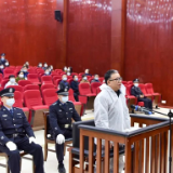 被控受贿1755万元！曾佑光受贿案在娄底一审开庭
