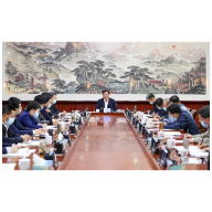 邹文辉:坚定不移沿着习近平总书记指引的方向前进 集中精力办好娄底自己的事