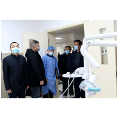 “微笑露齿”口腔健康公益行动专家考察双峰县人民医院口腔科