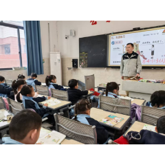 彭瑾:扎根乡村廿余载 躬耕教坛守初心