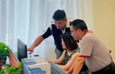 从"跑腿申报"到"专家上门" 娄底职称评审改革赋能特色产业发展