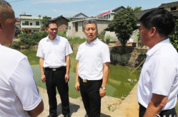 曾超群赴涟源市调研生态环境保护工作