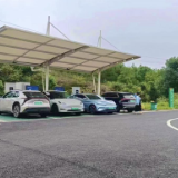 双节期间湖南高速集团所辖96对服务区电动汽车充电创新高