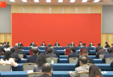独家视频丨习近平：一定要把我们的农民扶一把