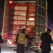 湘西州永顺县查处一起非法运输烟花爆竹案