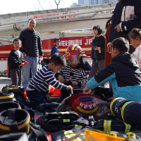 沉浸式体验+实操教学 长沙高新区这场消防课让安全“活”起来
