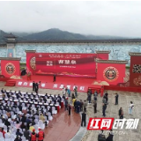 在“茶祖”眷顾的土地上，小茶叶做出大文章