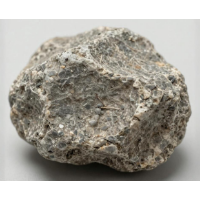 舆评 | 官方通报已“落地”,但疑问仍在“飞溅”