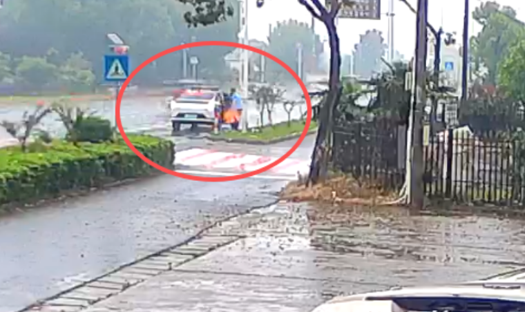 监控截图.png 监控截图.png