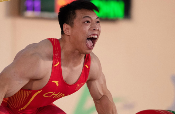 快讯 | 大满贯! 老将谌利军斩获男子67公斤级冠军