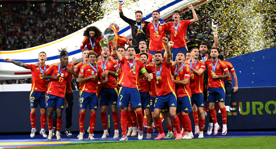 第四次捧杯！西班牙队荣获2024欧洲杯冠军