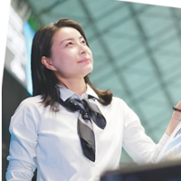 人民日报对话郭晶晶：为何巅峰期退役？互联网高曝光度对运动员有何影响？