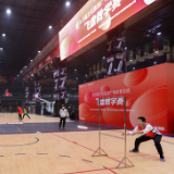 飞盘“飞”进篮球场馆 全民健身现新玩法