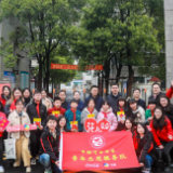 中粮可口可乐青年志愿服务队走进湖南汨罗