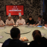 “五一”长沙饭店火爆 网红餐店进行“厨房体检”