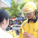“换季健康驿站”长沙启动 美团买药联合药店药企为新就业群体送健康