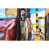 广福中心收费站：迎“烤”验送清凉，“E”路服务不止步