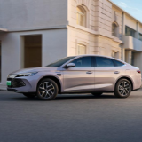 限时超级置换补贴价9.28万起 2026款秦L DM-i上市