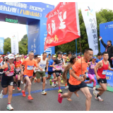 以赛为媒促文体旅融合 “巅峰湖南·2025”登山赛八面山站鸣枪开赛