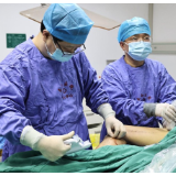 长沙泰和医院省内率先开展机械化学消融术 25分钟微创治愈患者50年“蚯蚓腿”