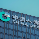 世界屋脊六十载蝶变:中国人寿以保险力量灌溉雪域高原发展绿洲
