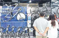 中高端自行车价格跳水 “以租代买”成为消费新趋势