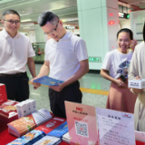 地铁站秒变“消保课堂”,湖南人保财险消保宣传活动受热捧