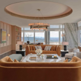 九龙仓旗下两家酒店获“米其林星钥”认证