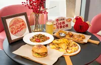 一口必胜启新岁！必胜客“西餐厅里的开运中国年”，解锁年味新仪式