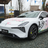 磁流变悬架上身 深蓝L06的山路试驾秒变《飞驰人生》