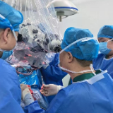 57岁阿姨颅内藏“鹅蛋大”肿瘤,长沙泰和医院神经外科成功“拆弹”