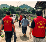 靠前监测纾民困，入户慰问暖民心 湖南省委金融办驻村工作队精准帮扶重病监测户
