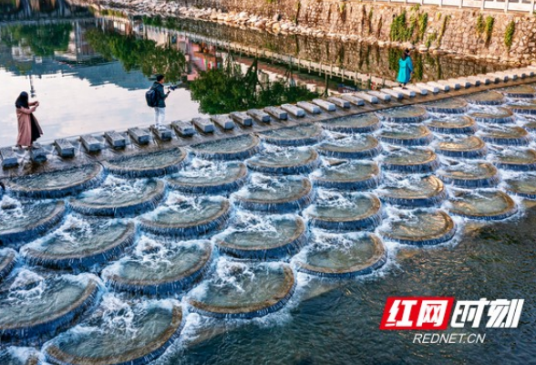 永州东安：鱼鳞坝 游客乐