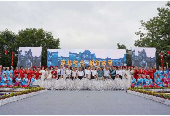 湖南工商大学设计艺术学院服装系植物染团队助推会同县乡村振兴
