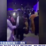 新闻回顾丨美军仓皇撤离阿富汗一周年 喀布尔机场枪声不断 死伤惨重