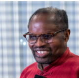 首位获中医博士学位的外国医生迪亚拉：踏踏实实做事，是金子总会发光