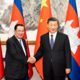 元首外交 | 这些故事见证中柬友谊“地久天长”