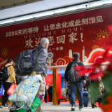 新气象、新通道——深港陆路口岸全面恢复通关现场直击