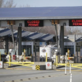 加拿大宣布关闭加美边界